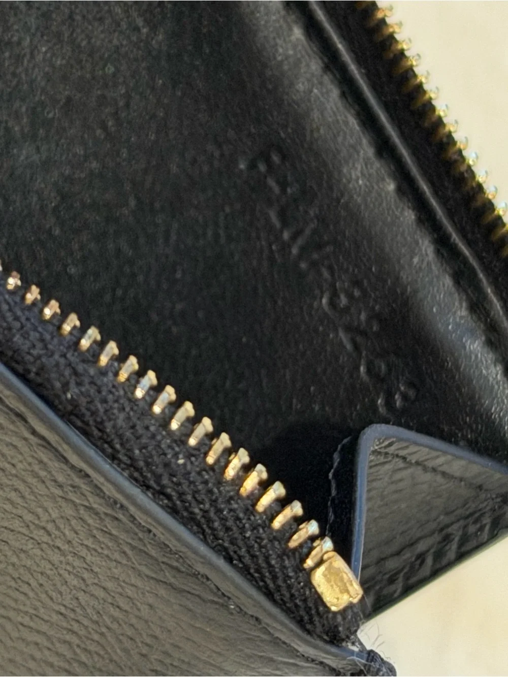 Celine zipper compact
